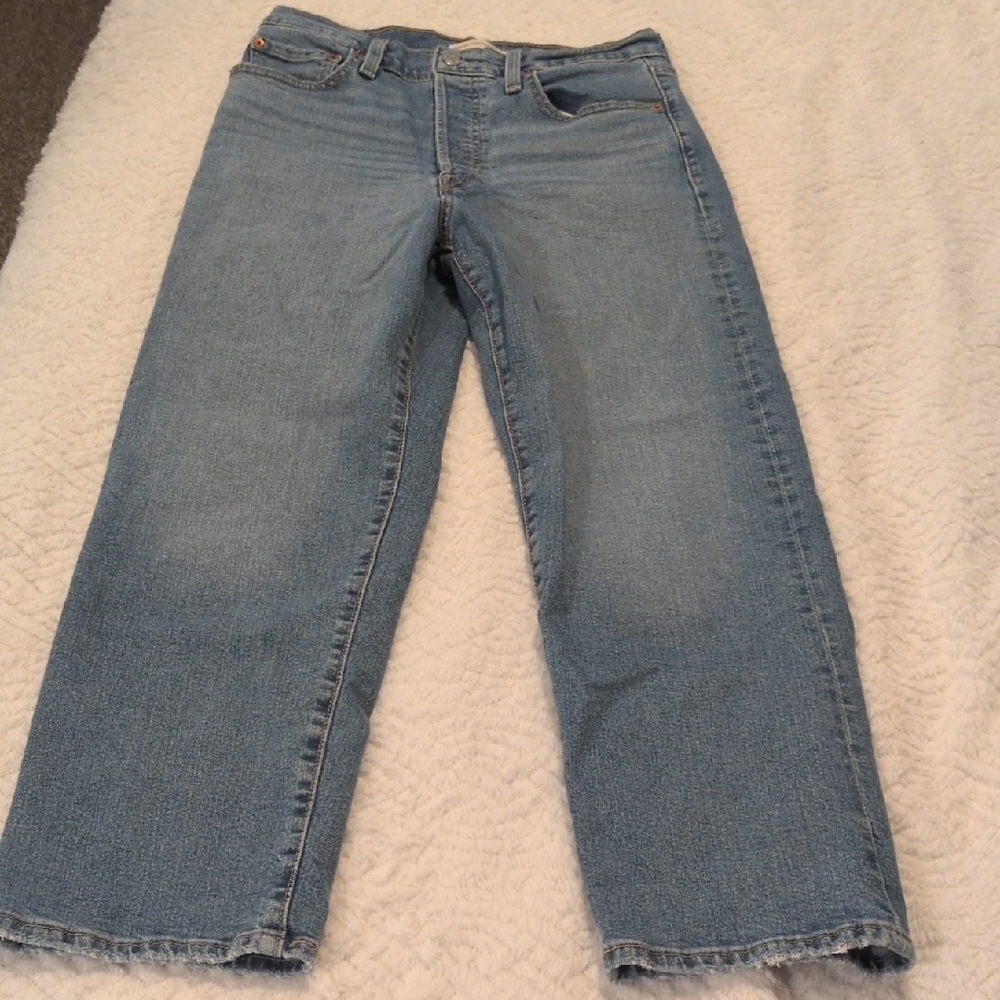 Levi's Women's Ribcage Light Blue Straight Jeans Size 28